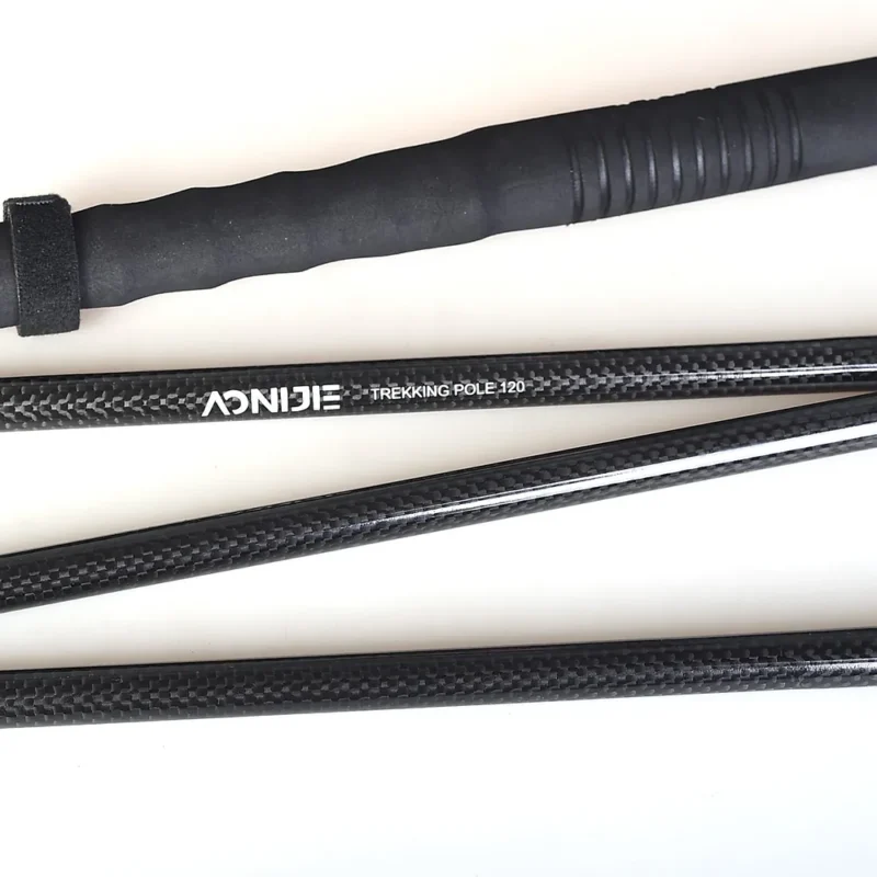 Đánh Giá Gậy Carbon Chạy Trail Aonijie E4204: Siêu Nhẹ, Chinh Phục Mọi Đỉnh Cao